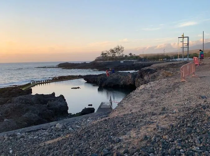 Center A 5 Minutos Del Paseo Y Playas Apartman