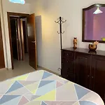 Center A 5 Minutos Del Paseo Y Playas דירה