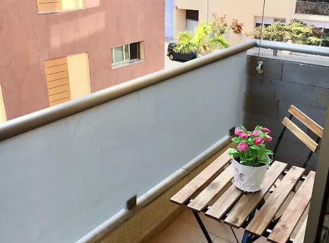 Center A 5 Minutos Del Paseo Y Playas アパート